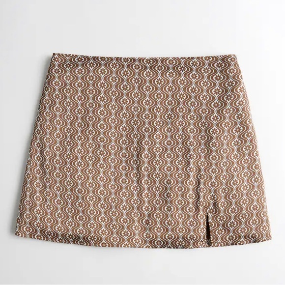 Hollister Brown Flower Printed Skirt - Picture 3 of 3